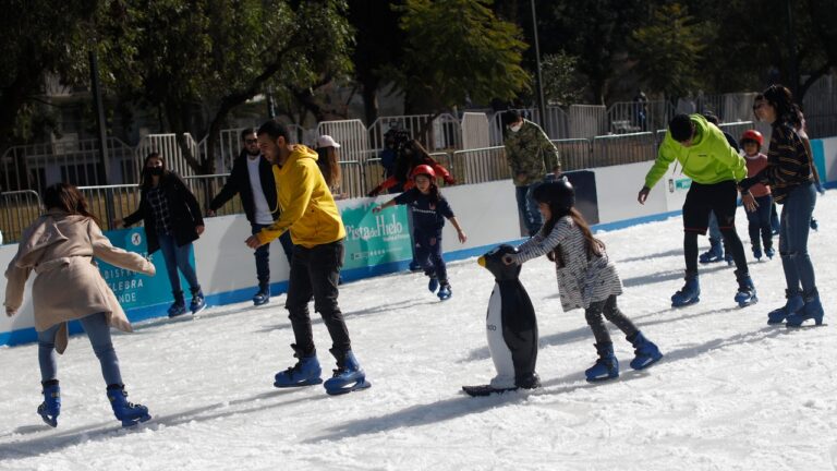 Adelantamiento de las vacaciones de invierno impactó en la caída de la actividad económica