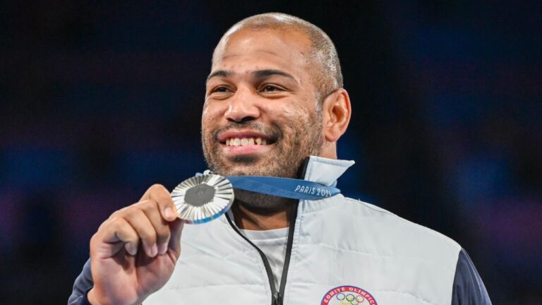 ¡El mejor del mundo! Yasmani Acosta se posiciona como número 1 tras su medalla en los Juegos Olímpicos