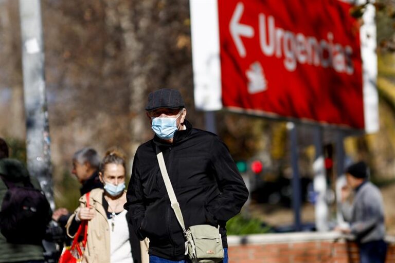 Autoridades informan que Chile cuenta con vacunas para prevenir la viruela del mono