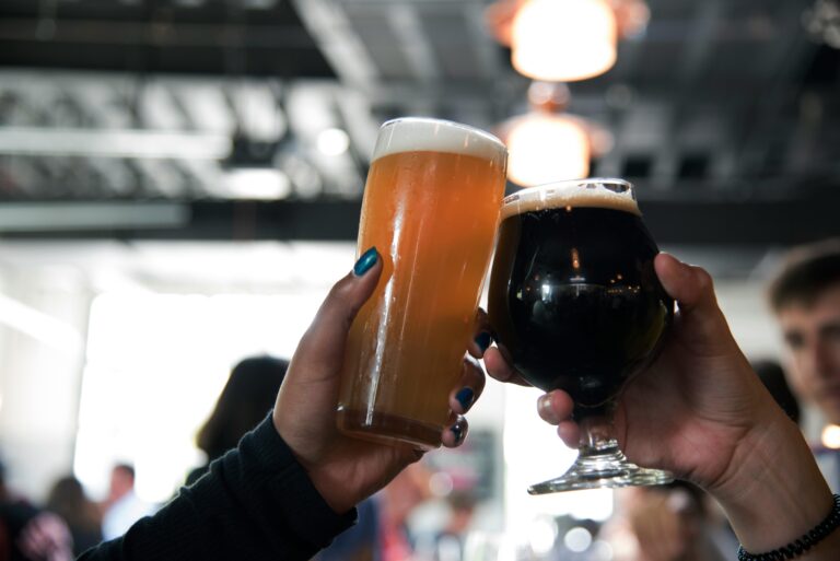 Chile se posiciona en la industria cervecera: Dos marcas fueron premiadas en los World Beer Awards