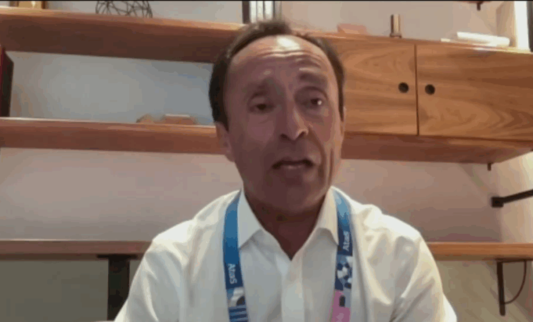 Ministro Pizarro destaca en CNN Chile oro de Francisca Crovetto: 