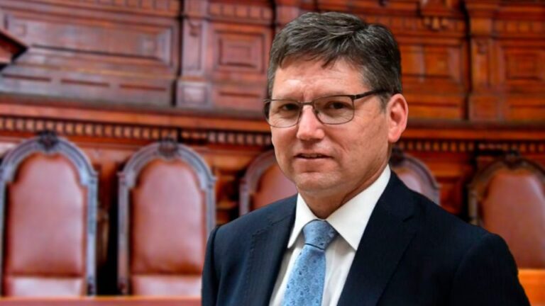 Defensa del ministro Matus denuncia 