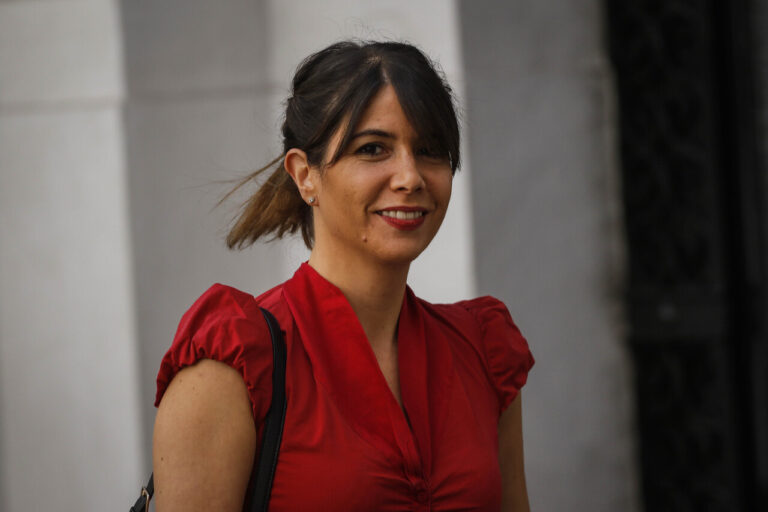 Katherine Martorell responde por solicitud de querellante sobre chats de Luis Hermosilla: 