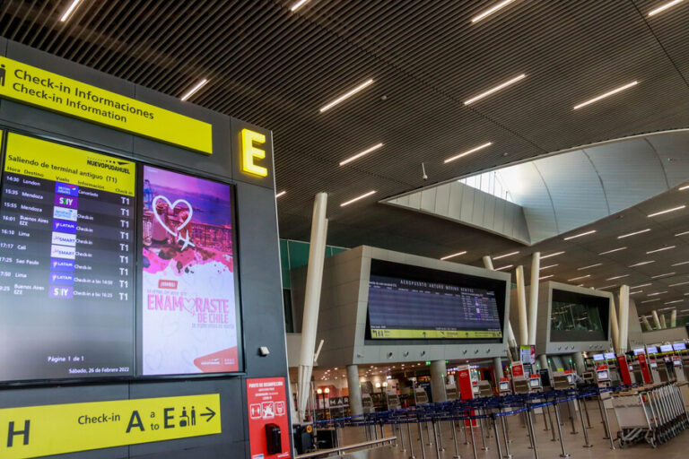 Fedetur asegura que paro de trabajadores del aeropuerto en Fiestas Patrias generará un 
