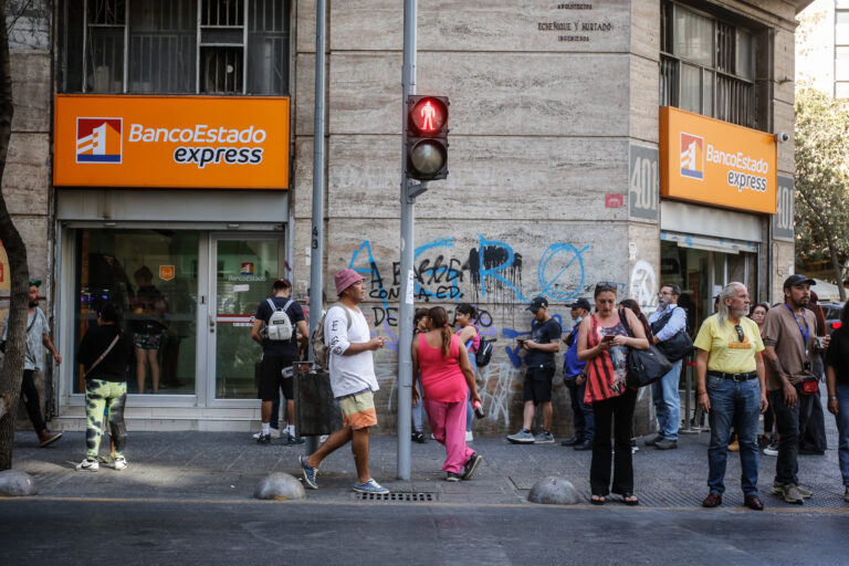Fraude interno en BancoEstado: Hacienda solicitará al CDE presentar una querella contra la sucursal bancaria