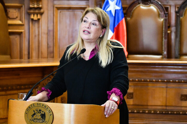 Nuevo golpe a Vivanco: Incautan por tercera vez equipos tecnológicos de la suspendida ministra de la Corte Suprema