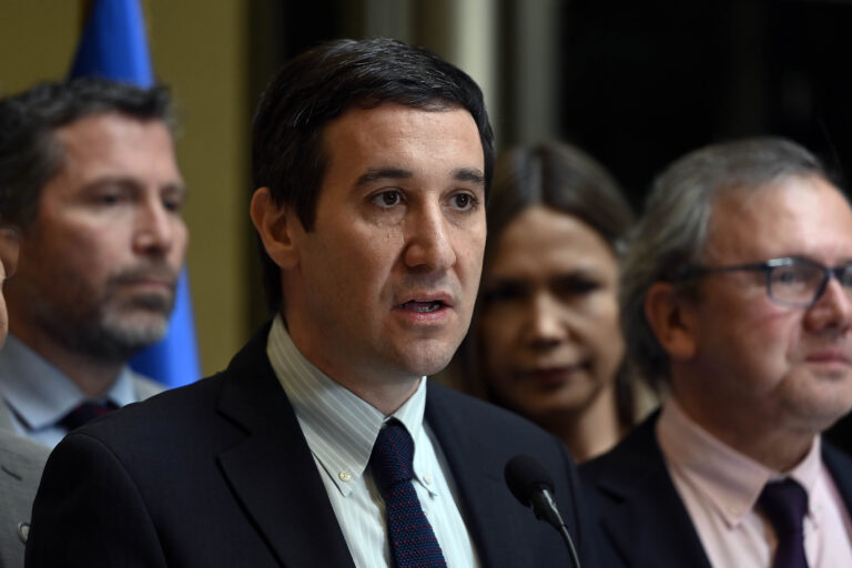 Presidente de la UDI adelanta que los votos del partido están disponibles para la acusación constitucional contra Tohá