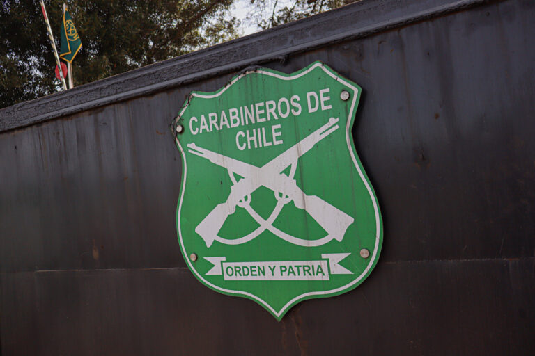 Carabineros desvincula a funcionarios acusados de constituir una asociación criminal: “No aceptamos este tipo de conductas”