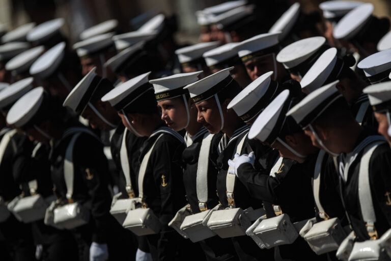 Encuentran bajo tierra armamento robado a la Armada