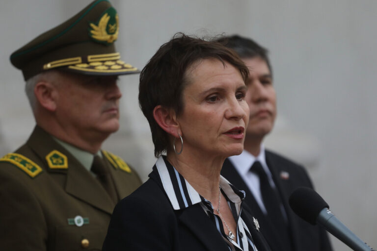Tohá responde a idea de acusación constitucional de Republicanos: 