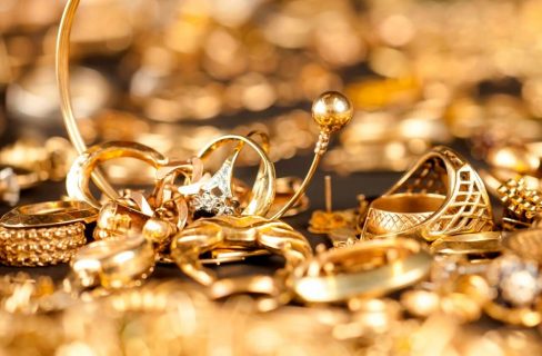 Sernac oficia a conocido Mall de la zona oriente de Santiago por alojar tienda que vendía joyas falsificadas