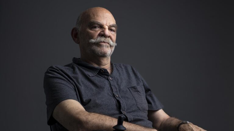 El escritor y periodista Martín Caparrós revela que padece ELA desde hace dos años y medio