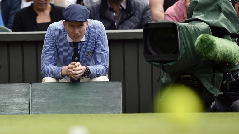 Fin a 147 años de tradición: Desde 2025 Wimbledon reemplazará a jueces de línea por un sistema electrónico
