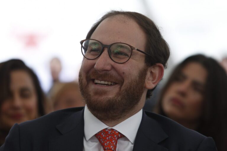Un desembarco exitoso: Maximiliano Luksic triunfa en Huechuraba en su primera contienda electoral