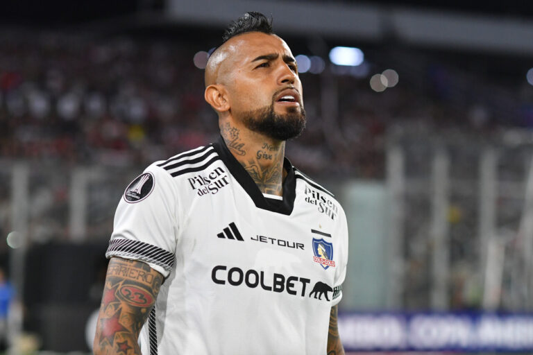 Vidal cuestiona nómina de Gareca: 