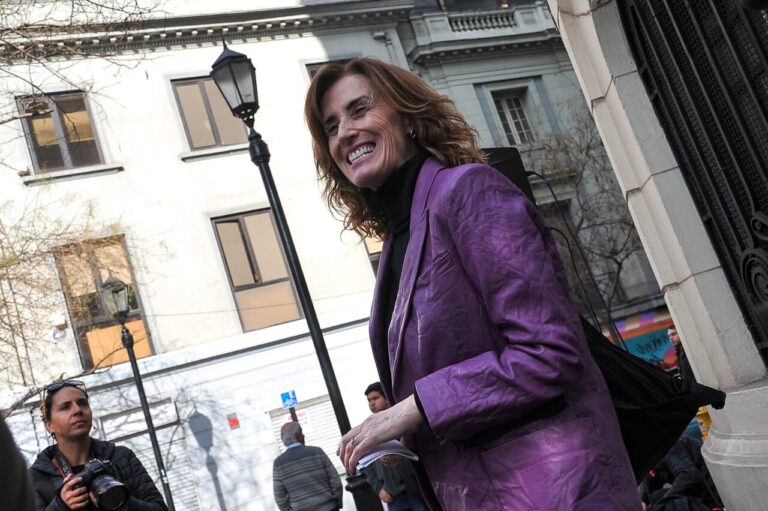 Candidatos a concejales de Evópoli en Las Condes apoyan a Marcela Cubillos a pesar de negativa de la directiva