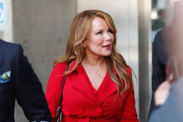 Revelan nuevos audios inéditos de Cathy Barriga: Apuntaba a usar fondos de apoyo enviados por la pandemia en 