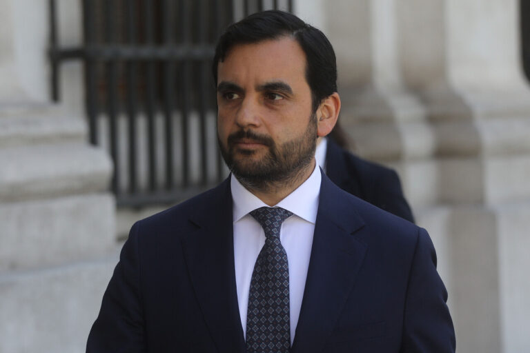 Gajardo insiste que investigación en Caso Monsalve se realizará sin privilegios: 