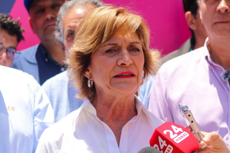 “A todos”: Evelyn Matthei responde categóricamente a qué ministros sacaría ante cambio de gabinete de Boric