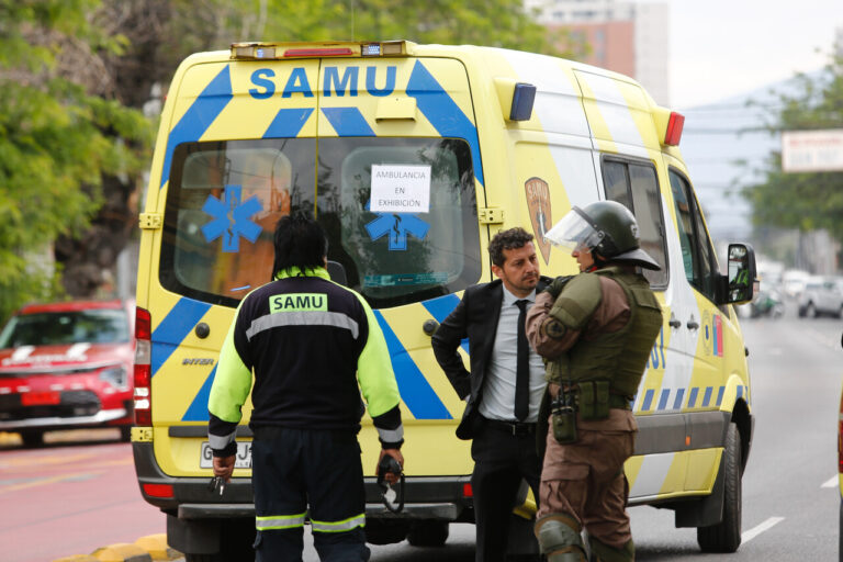 Emergencia al interior del INBA: Hay al menos 20 estudiantes con quemaduras, 4 de ellos en riesgo vital