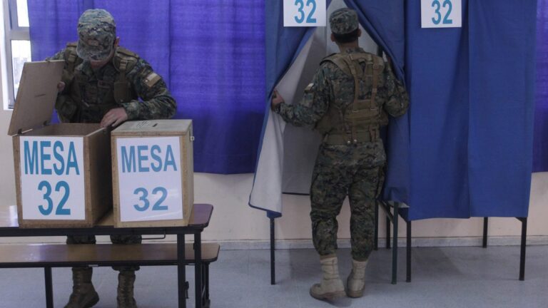 Elecciones 2024: ¿Cuáles son los delitos que podrían incurrir los vocales de mesa y electores?