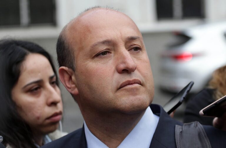 Exfiscal Guerra pidió disculpas por dichos 