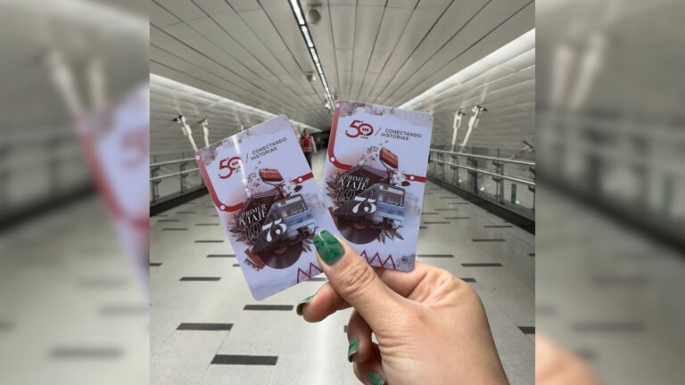 Dónde comprar las tarjetas Bip! conmemorativas por los 50 años de servicio del Metro