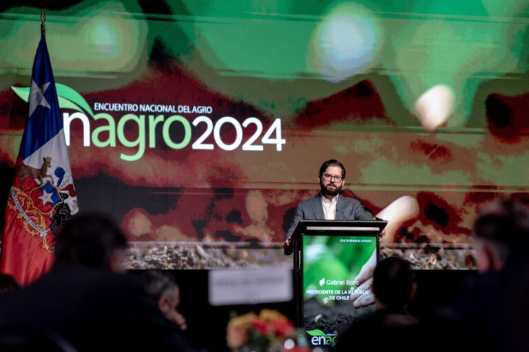 Nuevo cruce entre el Gobierno y la UDI: Presidente Boric hace llamado en Enagro 2024 por crisis de seguridad