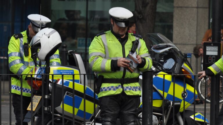 Hombre de 35 años es detenido tras ataque con ácido a una niña en Londres