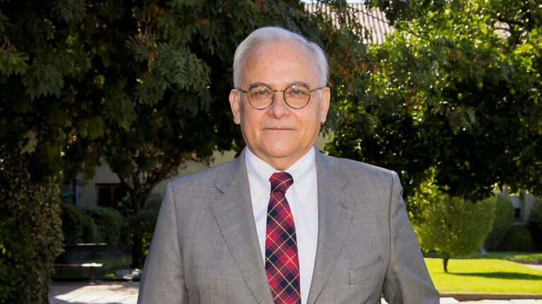 Tras renuncia de Andrés Chadwick: Carlos Vio asume como nuevo presidente de la junta directiva de la USS