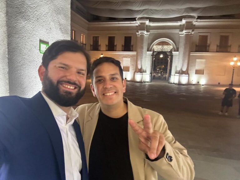 Presidente Boric comparte fotografía junto a Matías Toledo: “Mis respetos por el esfuerzo y el trabajo”