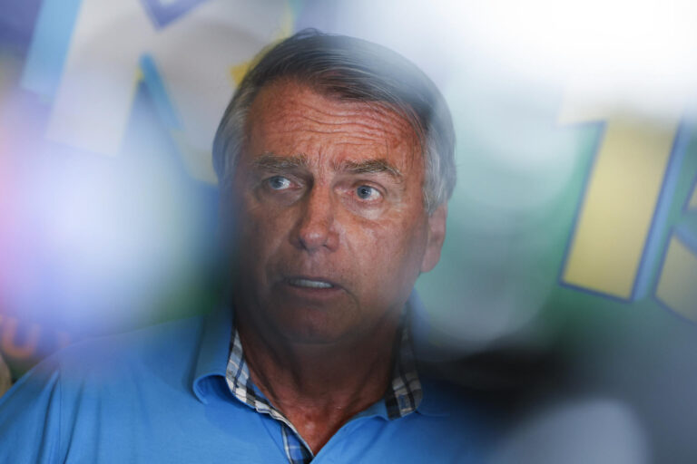 Policía brasileña sobre rol de Jair Bolsonaro en intento de golpe a Lula da Silva: 