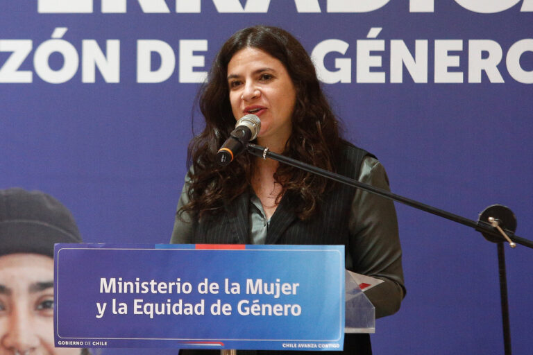Ministra Orellana confirma apoyo del Gobierno a víctima de abuso sexual por parte de integrante de delegación de Vietnam