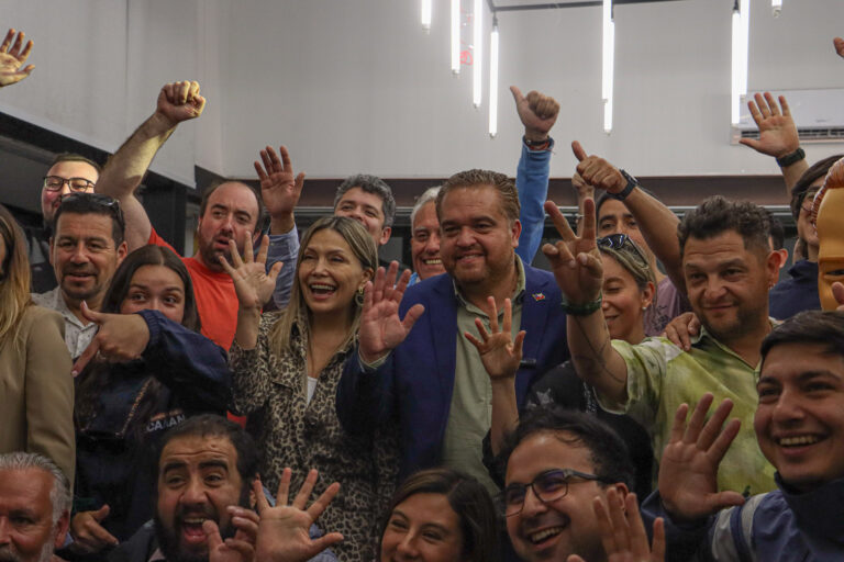 Ex intendente de Sebastián Piñera, Sergio Giacaman, gana la gobernación del Biobío y derrota a Alejandro Navarro