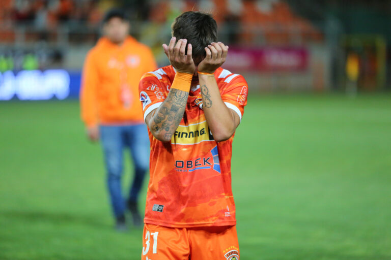 Un gigante que vuelve a caer: Cobreloa golea a O'Higgins, pero no le alcanza para evitar el descenso a la B