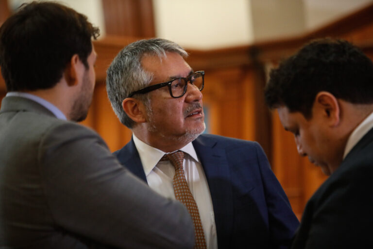 Defensa de Manuel Monsalve solicita arresto domiciliario: 