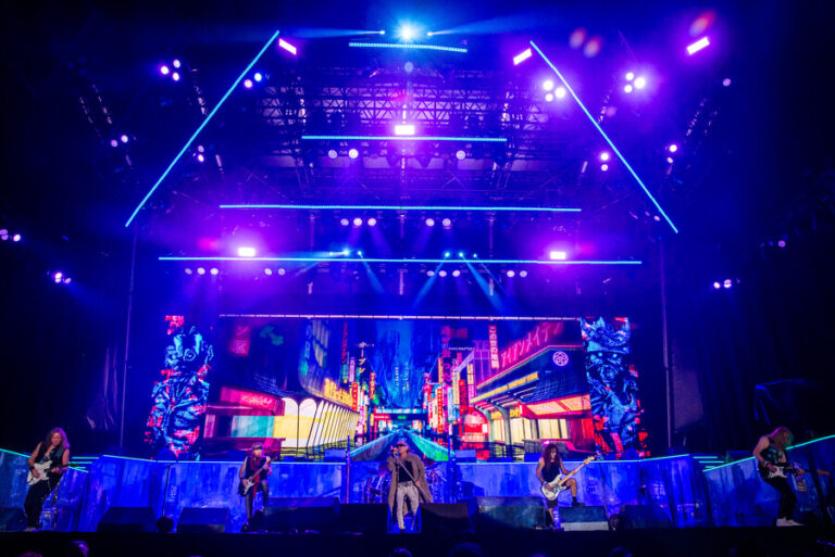 Trabajador muere durante desarme de escenario de Iron Maiden en el Estadio Nacional: Cayó desde 14 metros de altura