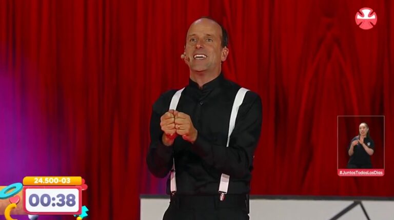 De su recordada imitación a Piñera hasta su complejo paso en el Estallido: Revive las presentaciones previas de Stefan Kramer en el Festival de Viña