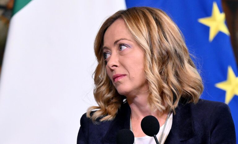 El saludo de la primera ministra italiana a Trump tras su ventaja en las elecciones: 