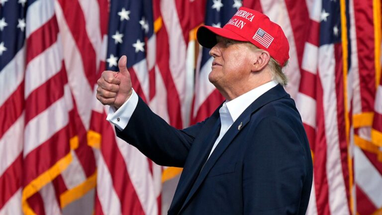 Trump asegura importantes estados del centro y sur de EE.UU. mientras continúan los cierres de urnas