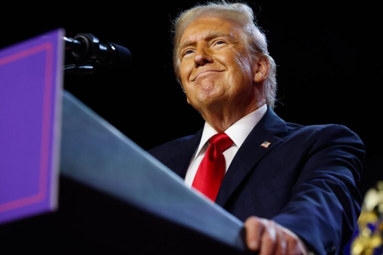 Trump celebra la victoria republicana en el Senado mientras se aproxima a la Casa Blanca