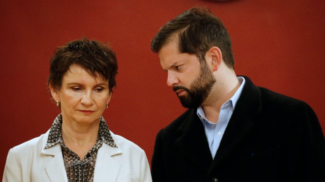 Caso Monsalve: Comisión investigadora citará a Tohá y enviará cuestionario a Boric por supuestas 