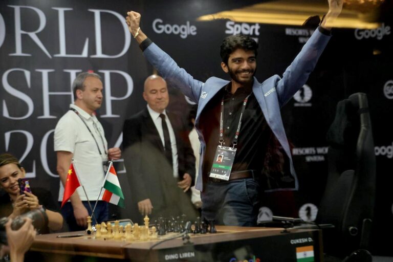 Dommaraju Gukesh tiene 18 años y ganó el Mundial de Ajedrez: Es el campeón más joven de la historia