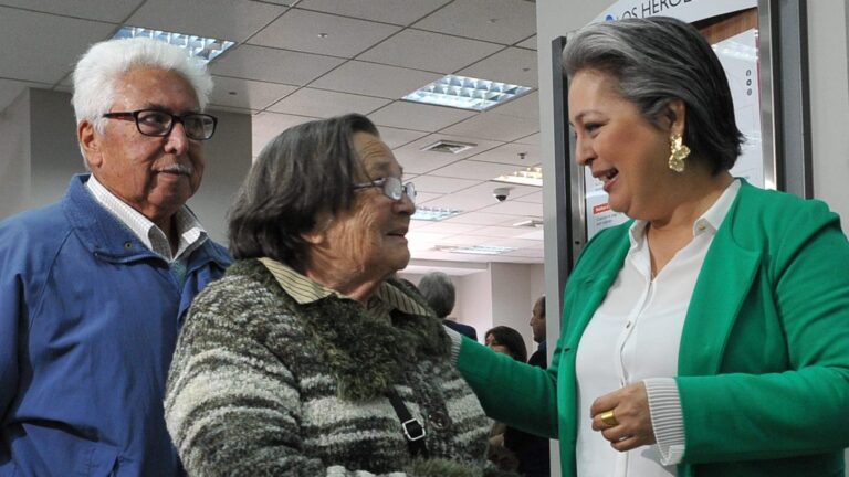 Ministra Jara por llamado del FA para impulsar reforma de pensiones: 