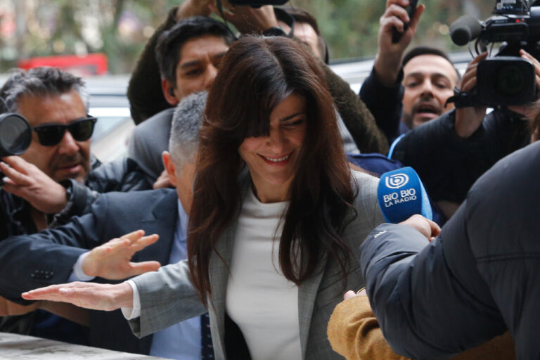 Tonka Tomicic reaparece tras silencio por vinculación al Caso Relojes: 