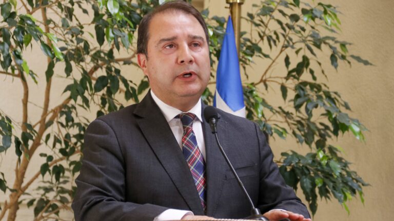 Sauerbaum respalda a Matthei como candidata de Chile Vamos y lamenta que Carlos Larraín sea un 