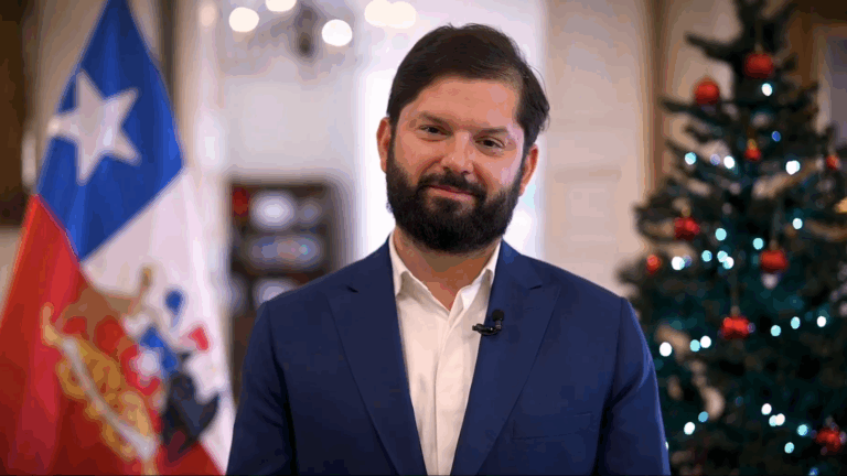 Presidente Boric envía mensaje navideño e invita a la reflexión: 