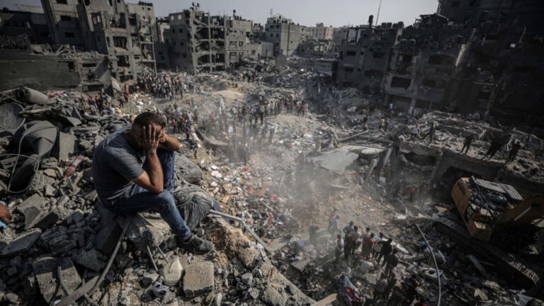 Bombardeo israelí en Gaza deja cuatro muertos, incluido un periodista de Al Jazeera