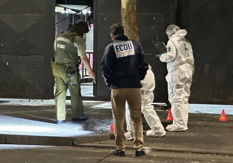 Hombre es asesinado a disparos en Santiago