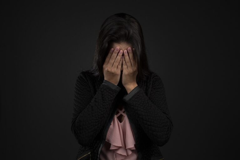 Los efectos del fin de año en la salud mental: Psicóloga da consejos para sobrellevar esta época